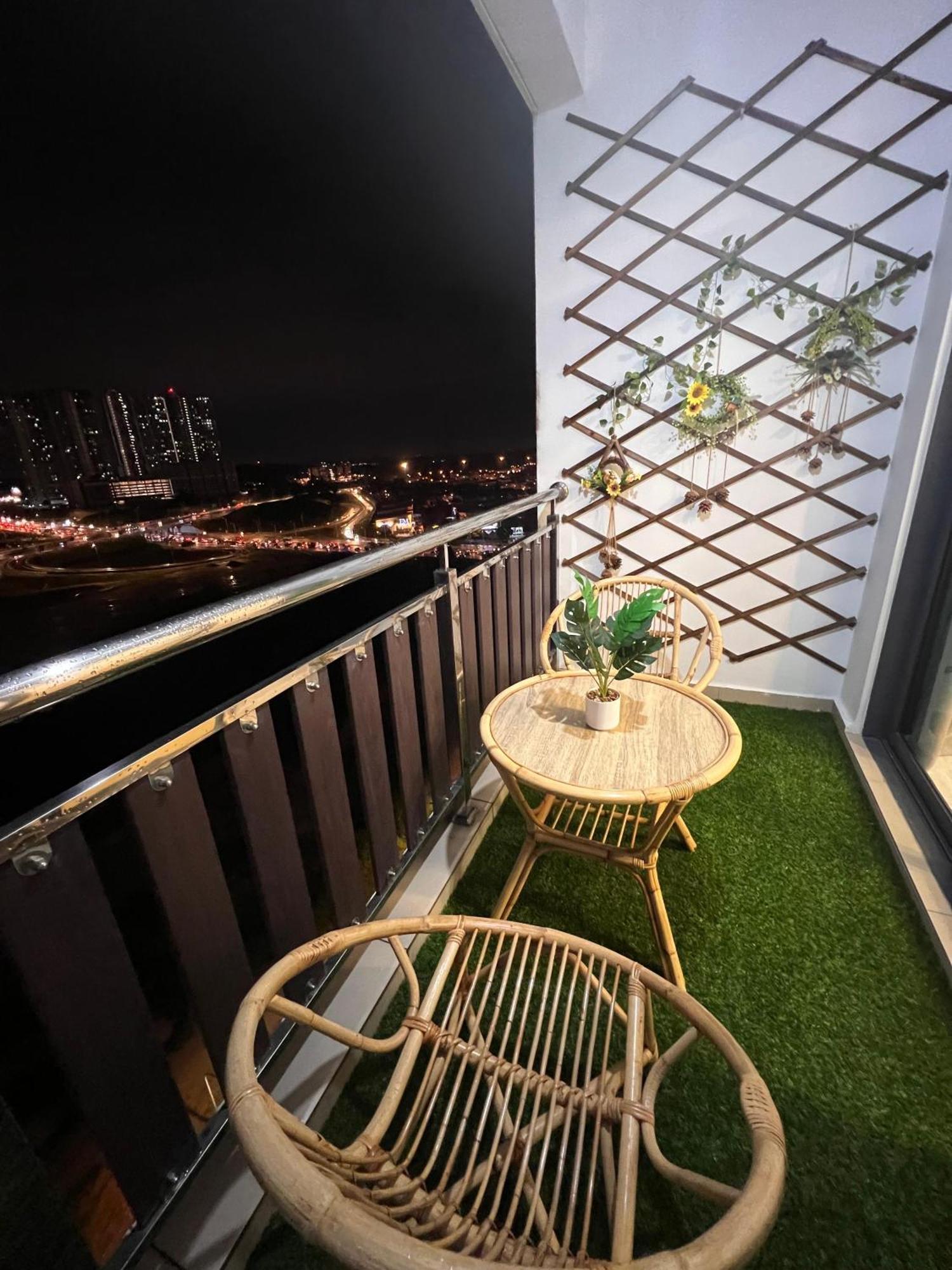 Apartment Luxury At D Secret Garden - Johor Bahru, Utm, Setia Tropika, Kempas, Paradigm Mall, Mid Valley- 1-3 Pax, Business Trip Welcome Johor Bahru
